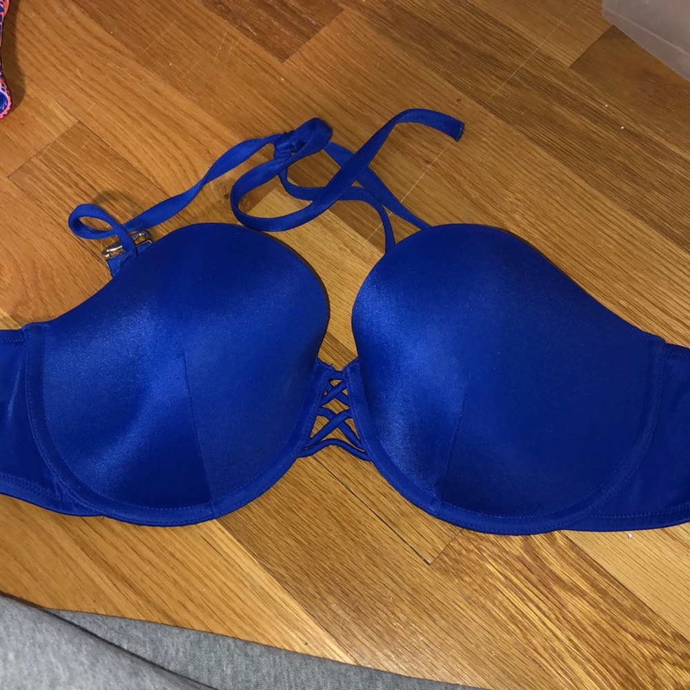 Victoria’s Secret Bikini Top